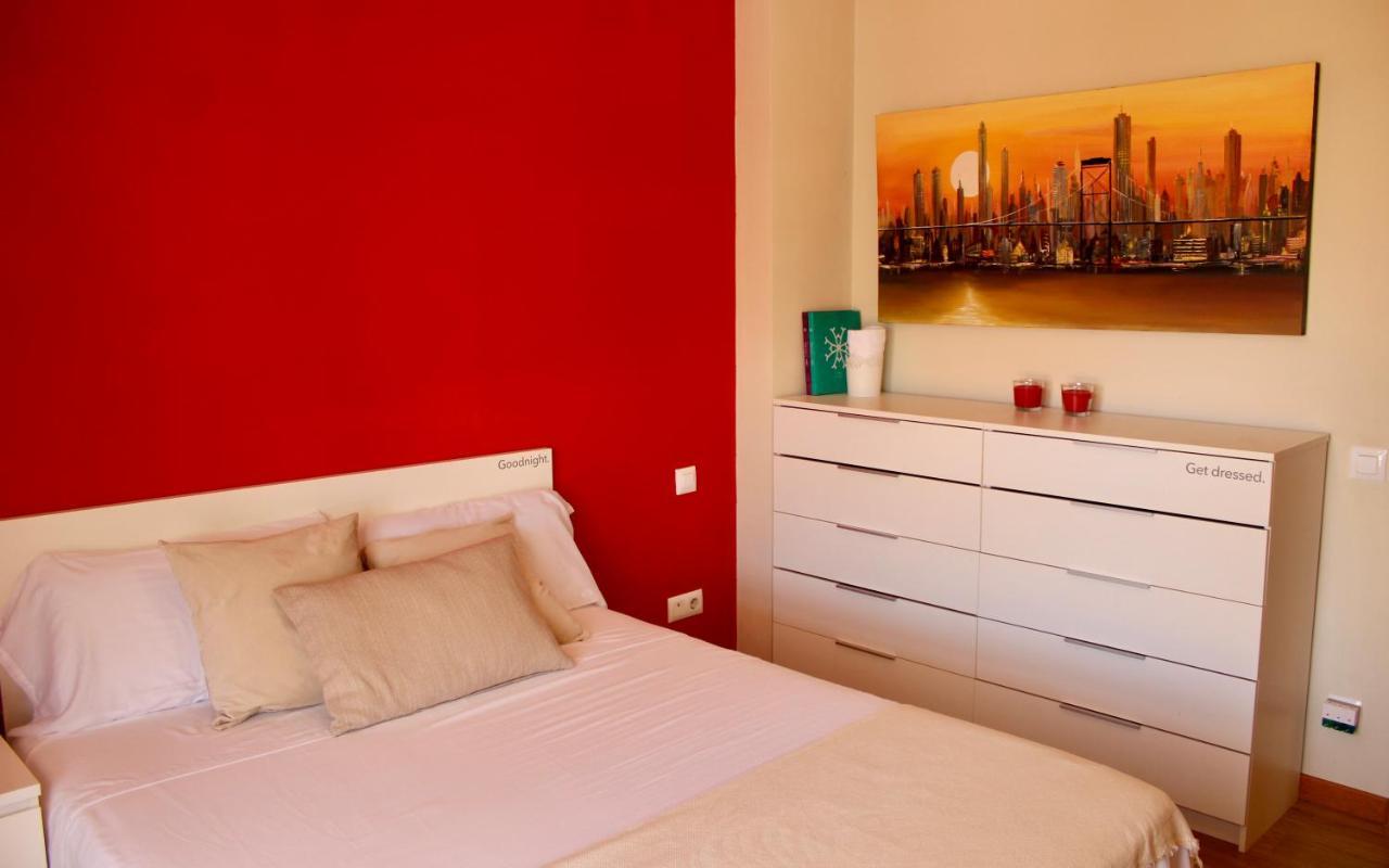 Atico En El Centro Con Amplia Terraza Apartman Entrena Kültér fotó