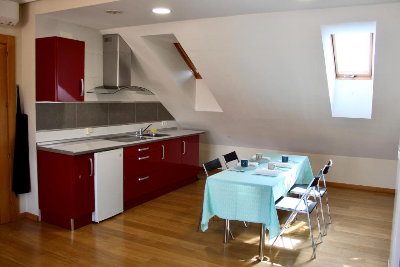 Atico En El Centro Con Amplia Terraza Apartman Entrena Kültér fotó